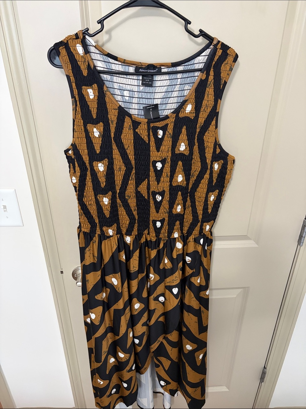 Ashley Stewart Black and Brown Patterned Sleeveless Midi Dress